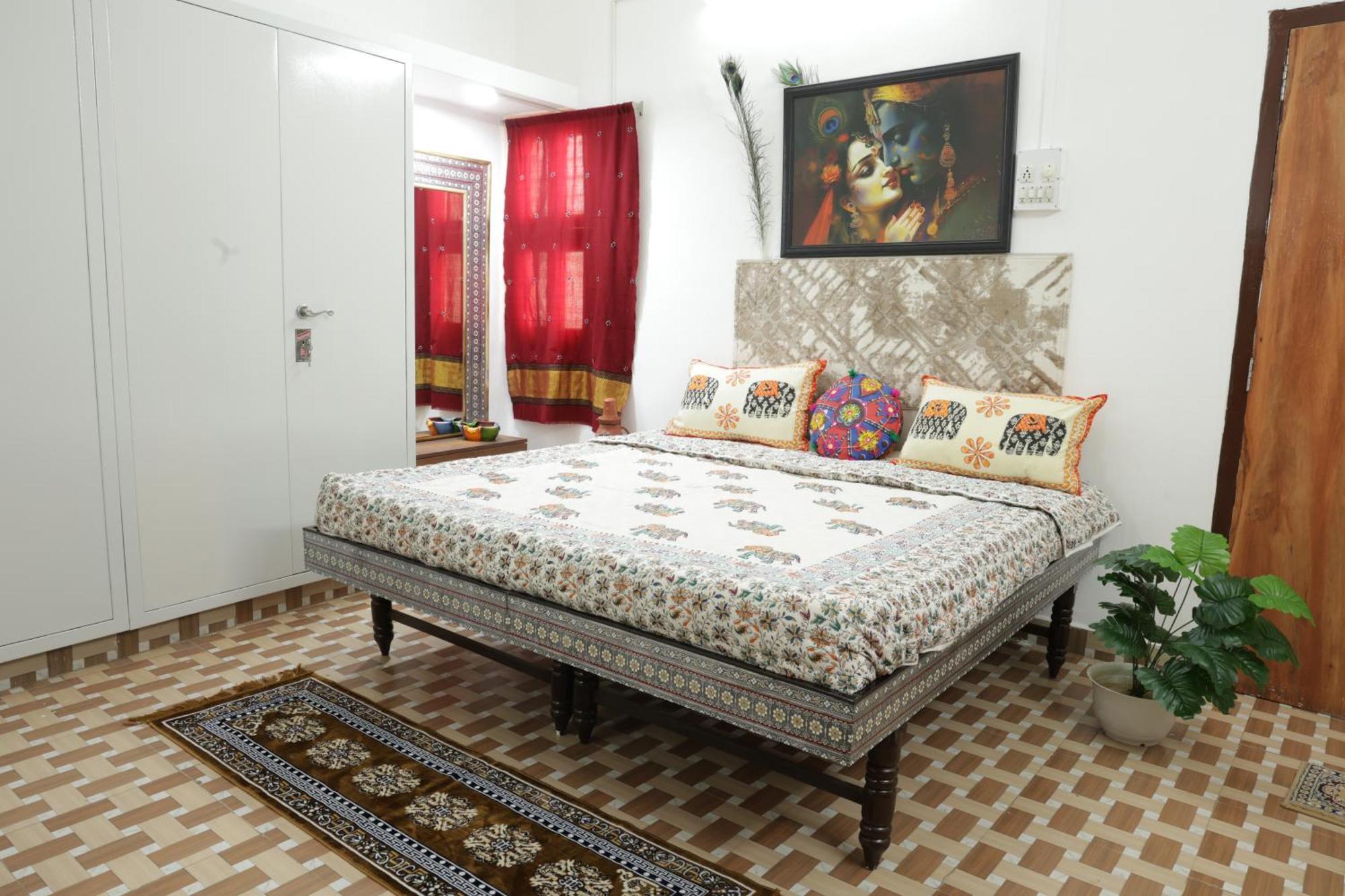 Prag View Heritage Homestay Bhuj Exterior photo