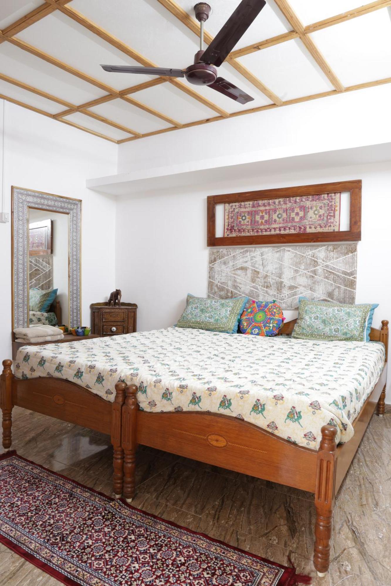 Prag View Heritage Homestay Bhuj Exterior photo